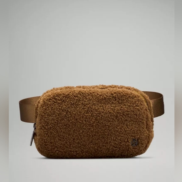 lululemon athletica Handbags - Lululemon Fleece Everywhere Belt Bag- NWOT